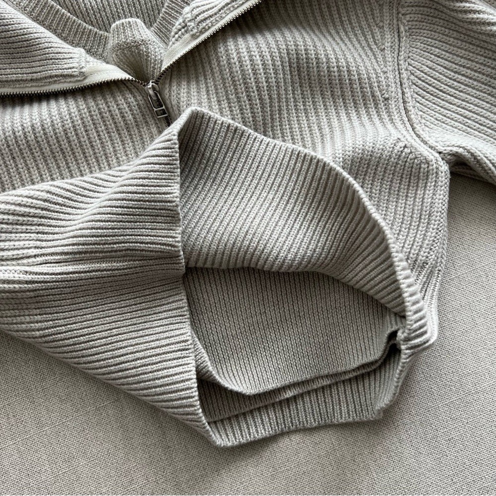JACQUEMUS Grey 'La Maille Risoul' Sweater - Picture 5 of 14